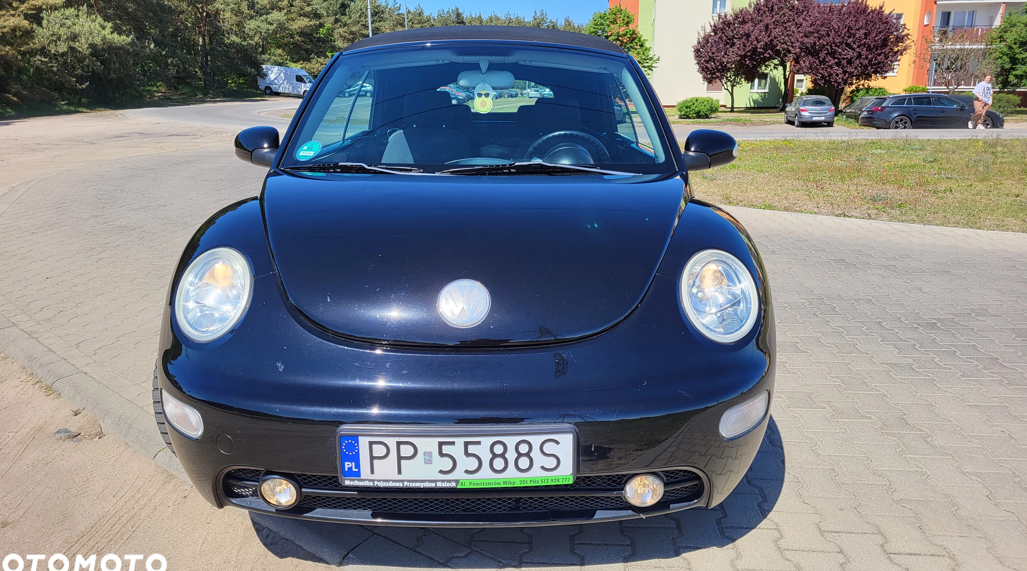 Volkswagen New Beetle cena 12999 przebieg: 185000, rok produkcji 2004 z Piła małe 326